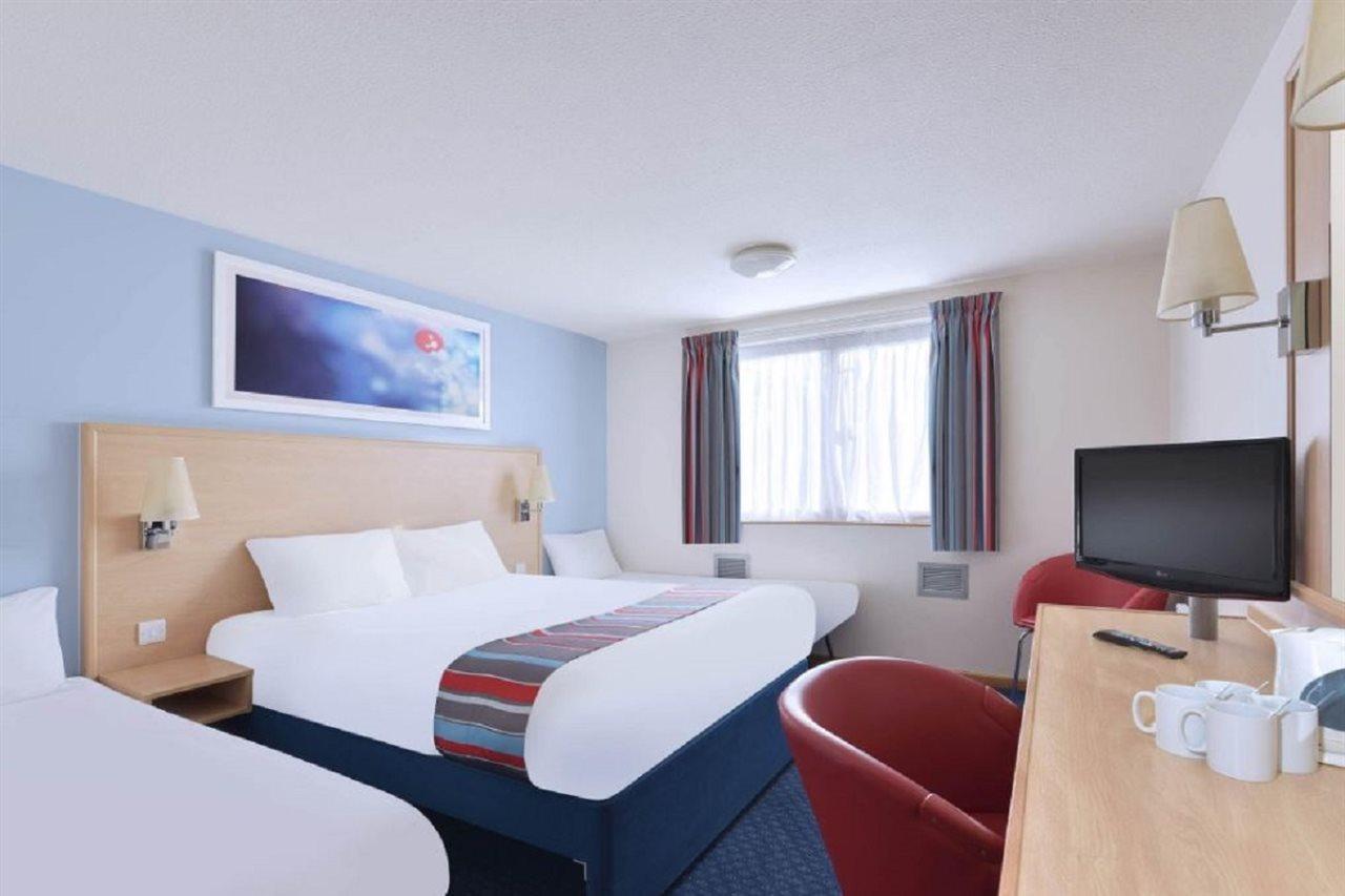 Travelodge Μπάρνσλεϊ Εξωτερικό φωτογραφία