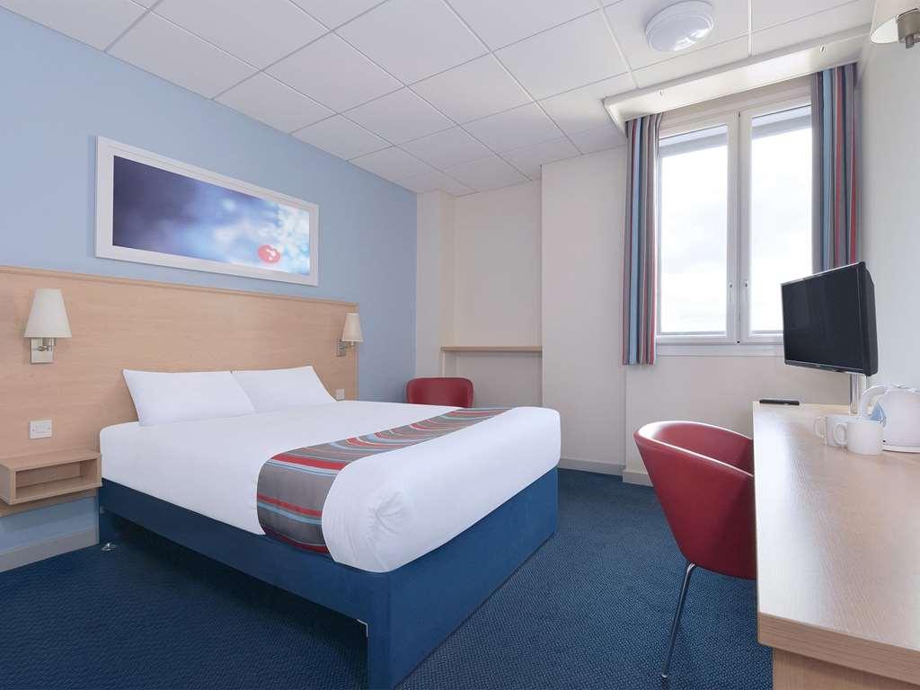 Travelodge Μπάρνσλεϊ Δωμάτιο φωτογραφία